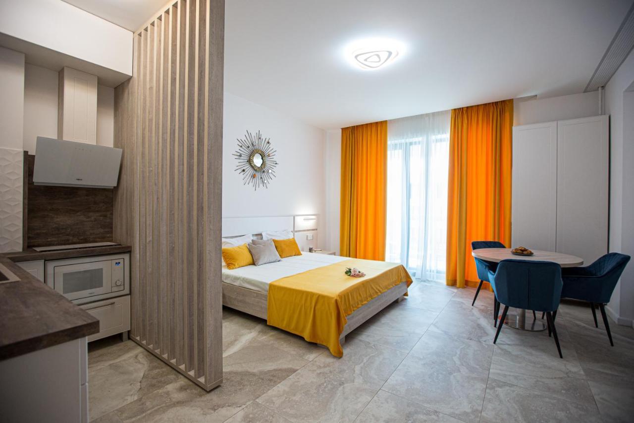 Sea On Aparthotel Мамая Екстериор снимка