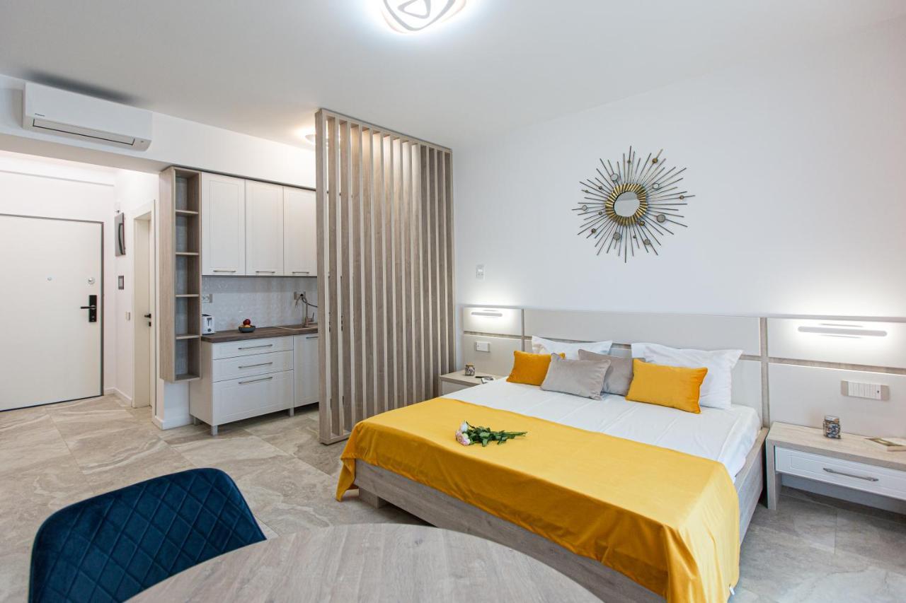 Sea On Aparthotel Мамая Екстериор снимка