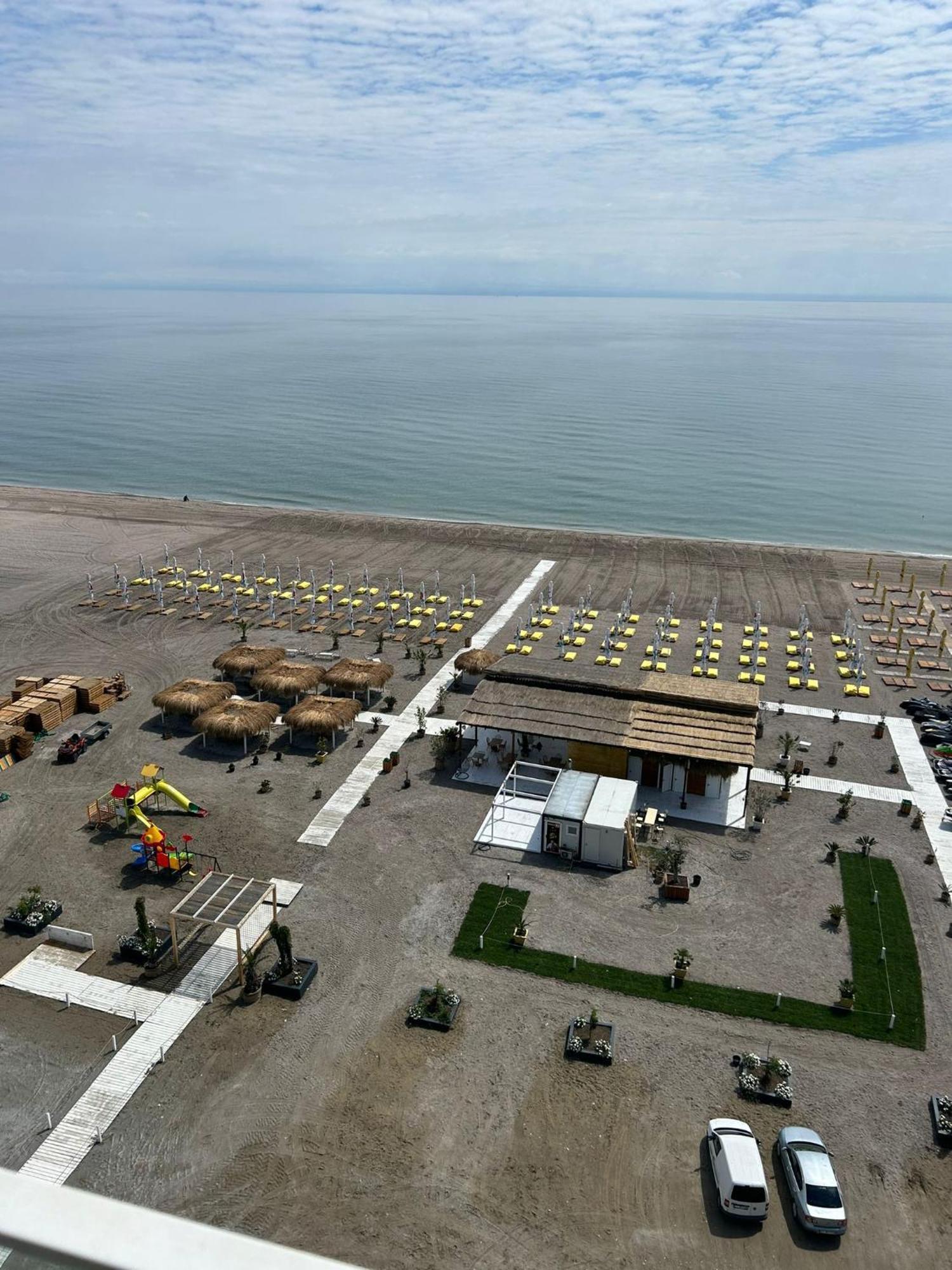 Sea On Aparthotel Мамая Екстериор снимка
